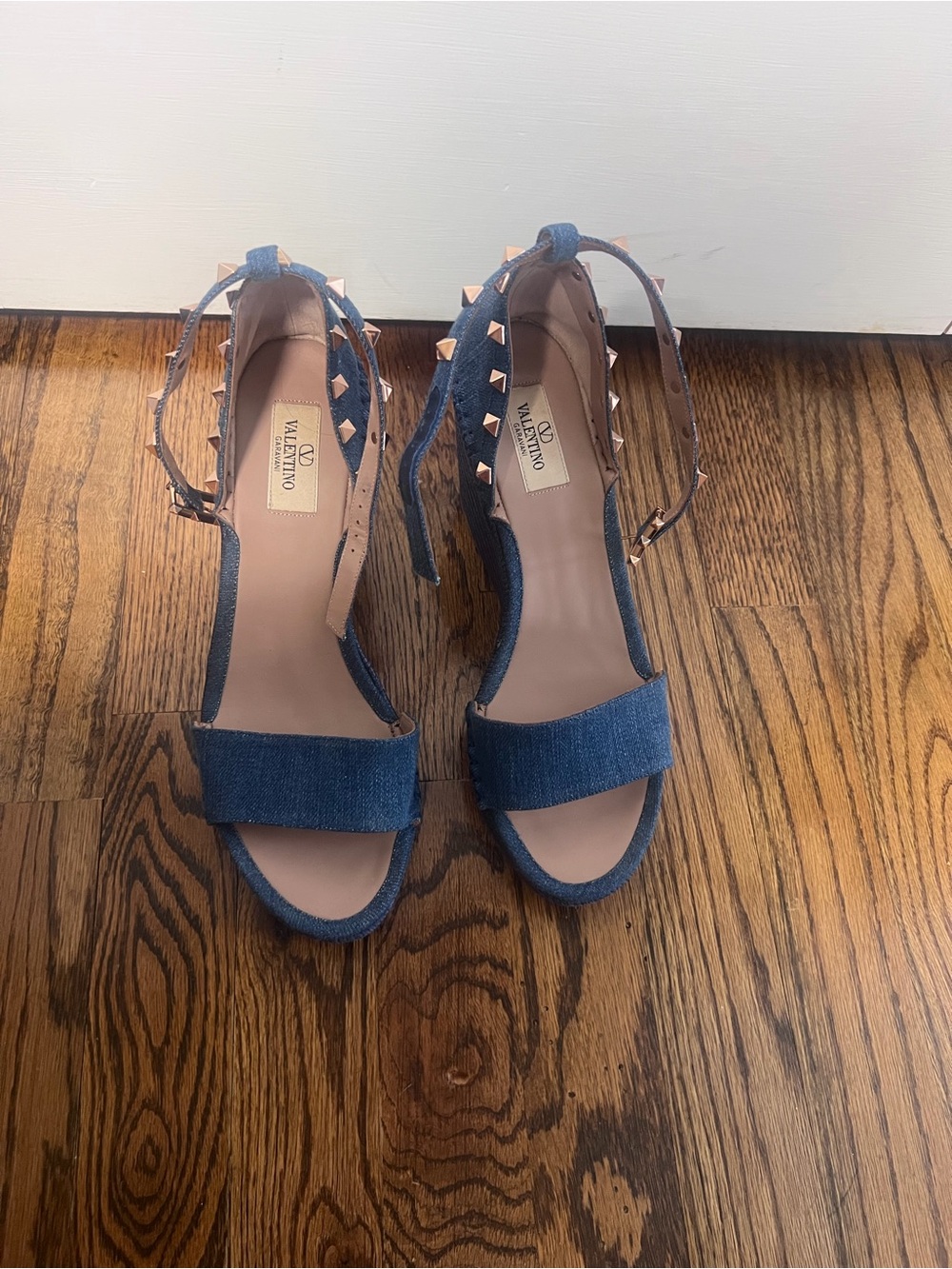 Valentino Garavani Denim Rockstud Espadrille Sandals - Blue